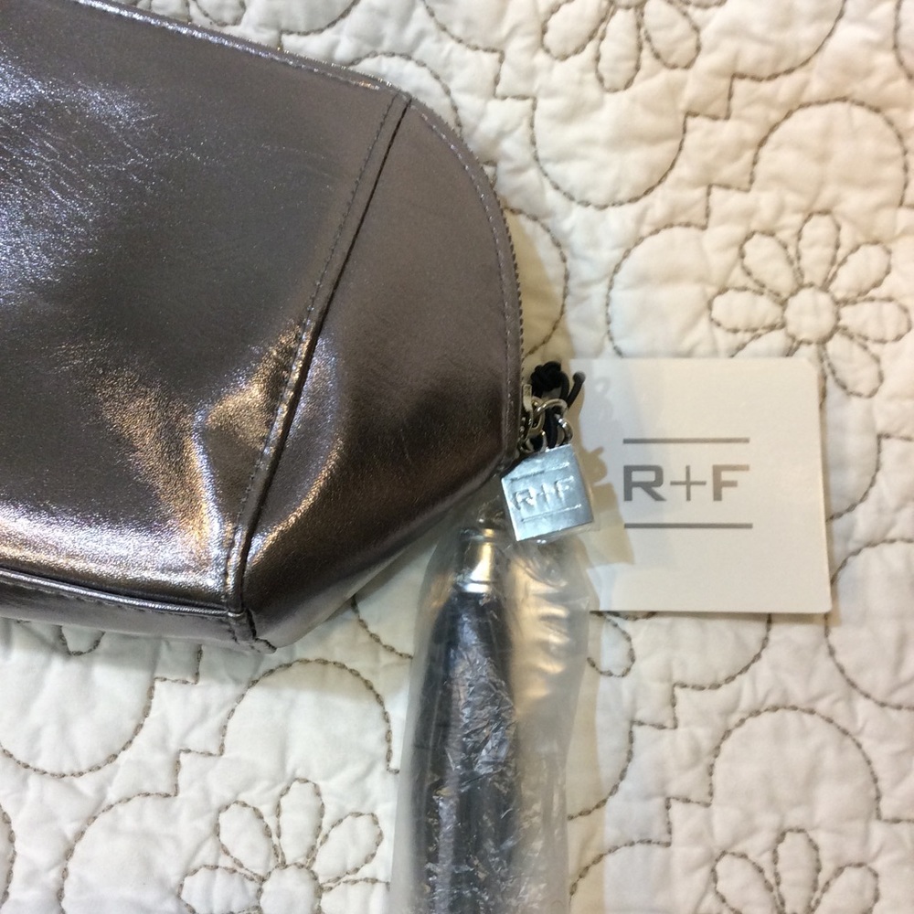 Rodan & Fielder makeup bag